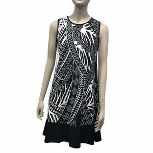 Kate & Mallory A-line Dress Black White Pullover